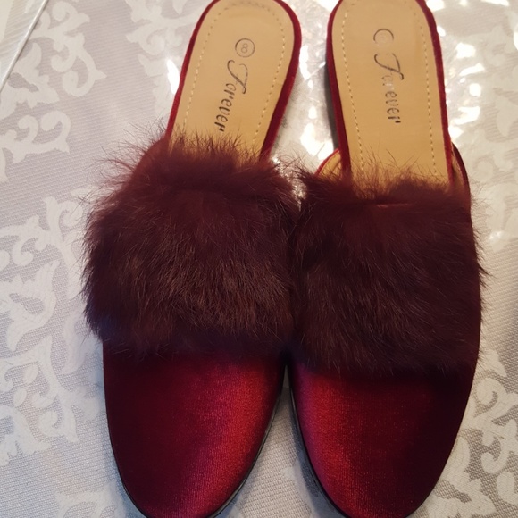 Shoes - Red velvet mules